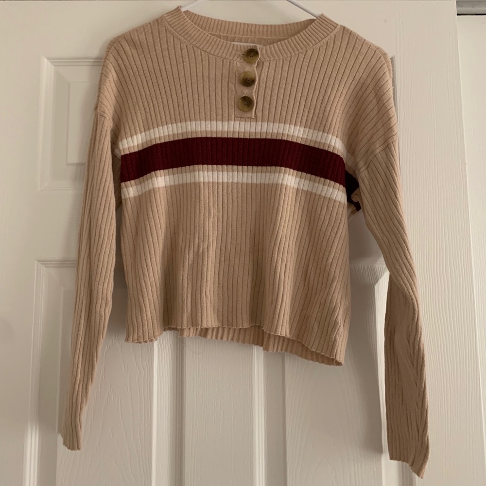 AE cropped henley top